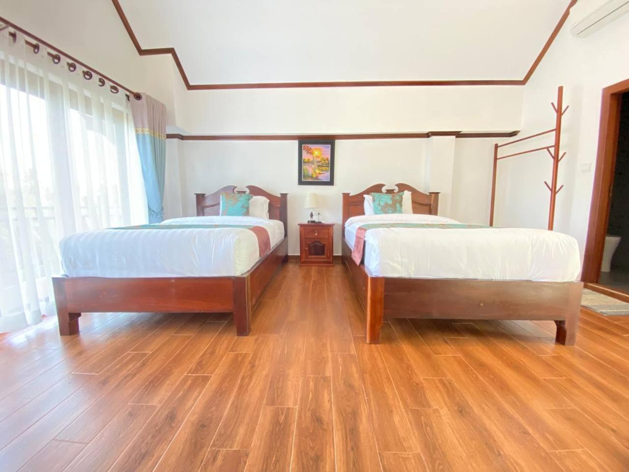 Lodge Moni Essara Kampot Buitenkant foto